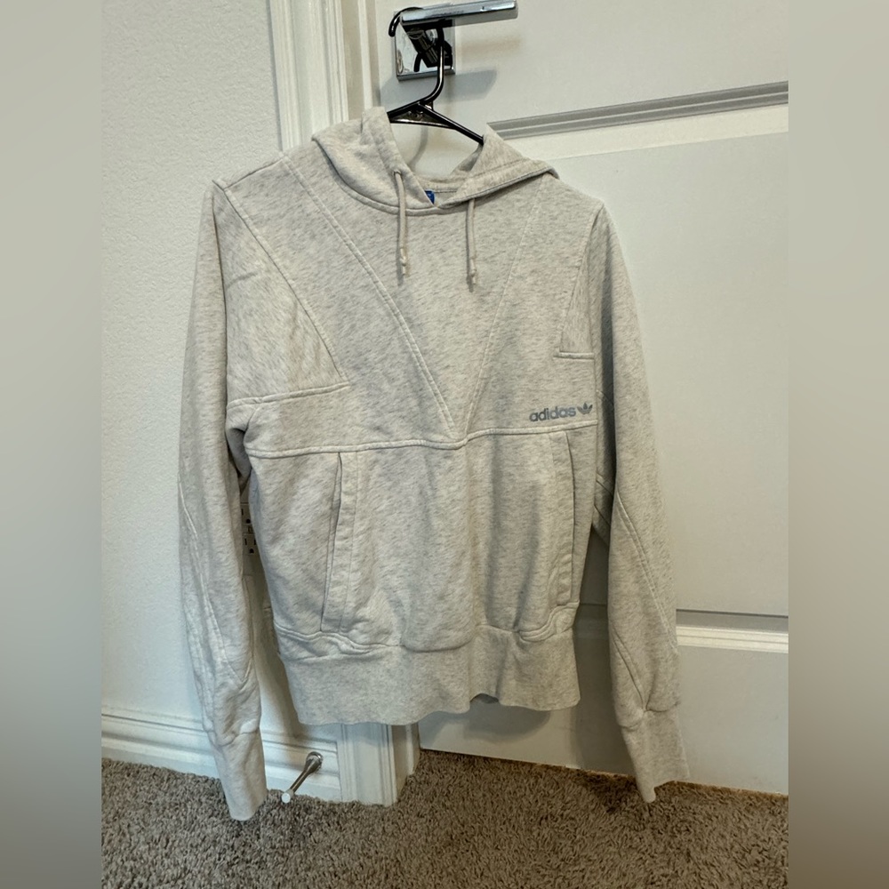 adidas hoodie‎ size small